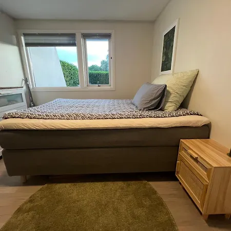 Lägenhet 47m2 5min Walking From The Ons