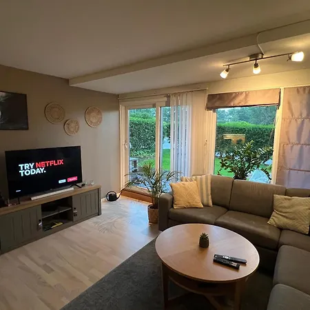 Lägenhet 47m2 5min Walking From The Ons